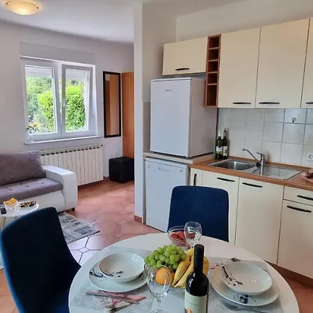 Anamarija Apartment