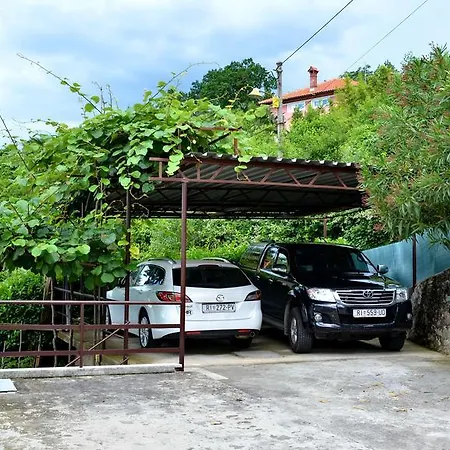 Anamarija Apartment *